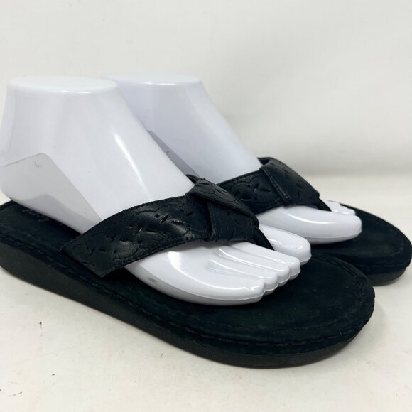 Easy Spirit Womens Black Laser Cut Knot Thong Sandal Size 8 M - Picture 2 of 9